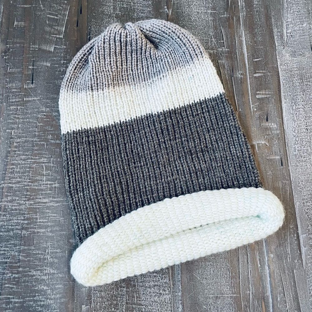 Juniors Kids Knit Crochet Winter Beanie Hat Gray Stripe